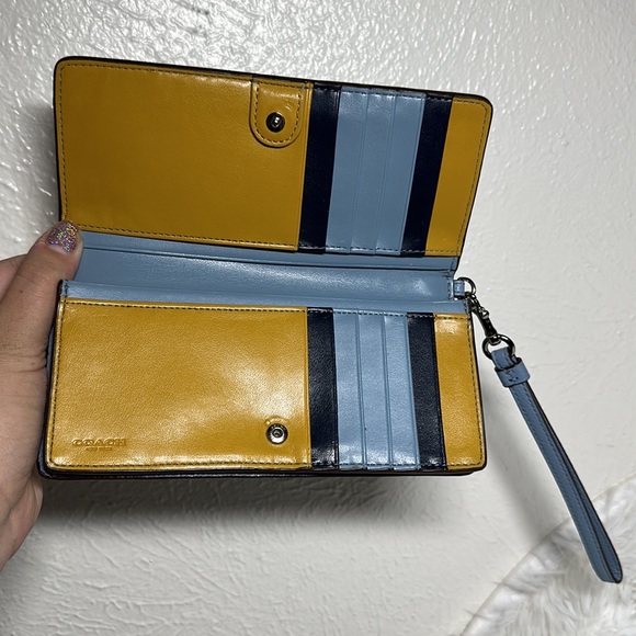 Coach Baby Blue Wristlet/Wallet - Picture 5 of 9